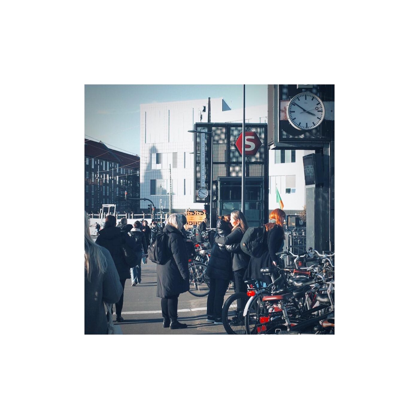 Street Frame